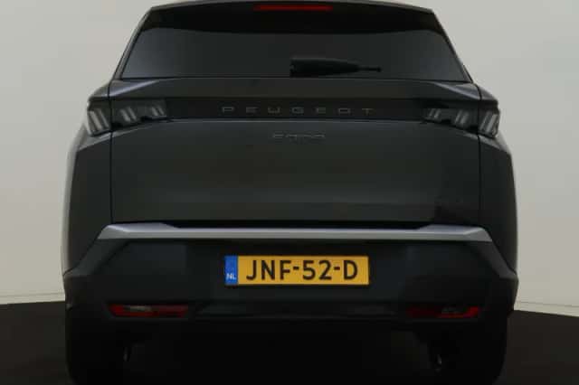 Peugeot 5008 (2025) thumbnail 5