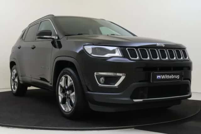Jeep Compass (2019) thumbnail 3