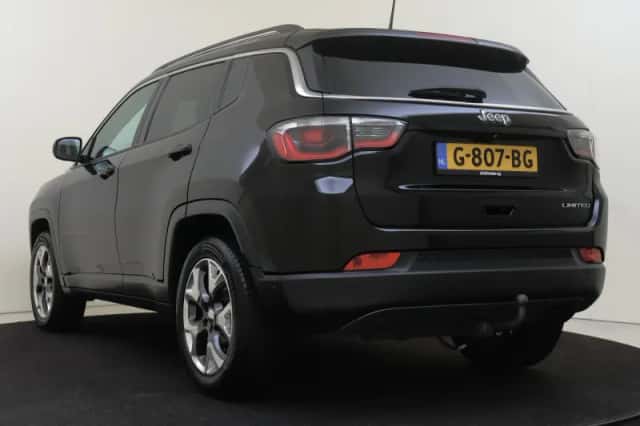 Jeep Compass (2019) thumbnail 4