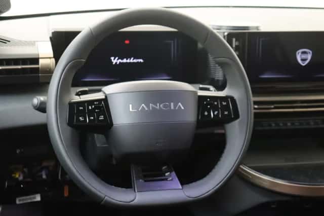 Lancia Ypsilon (2025) thumbnail 6