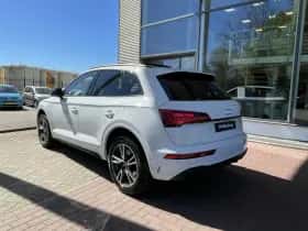 Audi Q5 (2023) thumbnail 6