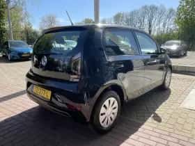 Volkswagen Up! (2018) thumbnail 8