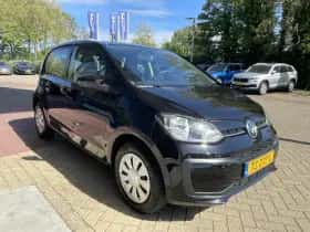 Volkswagen Up! (2018) thumbnail 9