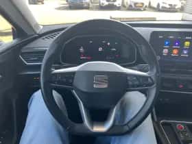 SEAT Leon (2024) thumbnail 18