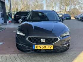 SEAT Leon (2024) thumbnail 4