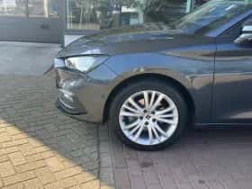 SEAT Leon (2024) thumbnail 5