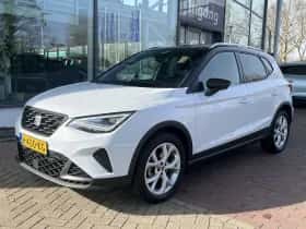 SEAT Arona (2022) thumbnail 4