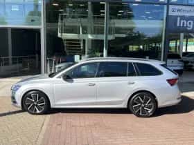 Škoda Octavia (2020) thumbnail 9