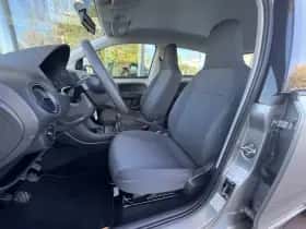 SEAT Mii (2018) thumbnail 6