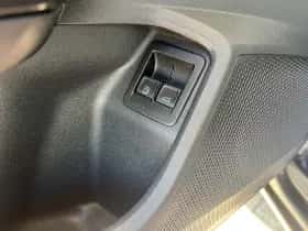 SEAT Leon (2021) thumbnail 35