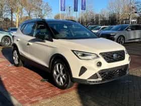SEAT Arona (2021) thumbnail 3