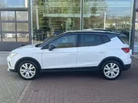 SEAT Arona (2022) thumbnail 4