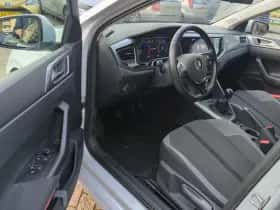 Volkswagen Polo (2021) thumbnail 6