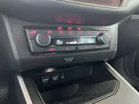 SEAT Arona (2019) thumbnail 23