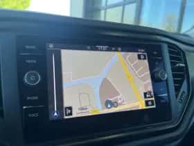 Volkswagen T-Roc (2020) thumbnail 16