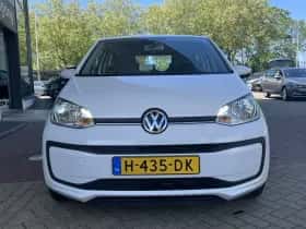 Volkswagen Up! (2020) thumbnail 4