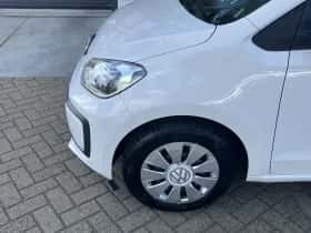 Volkswagen Up! (2020) thumbnail 10