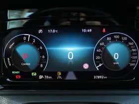 Volkswagen Golf (2021) thumbnail 11