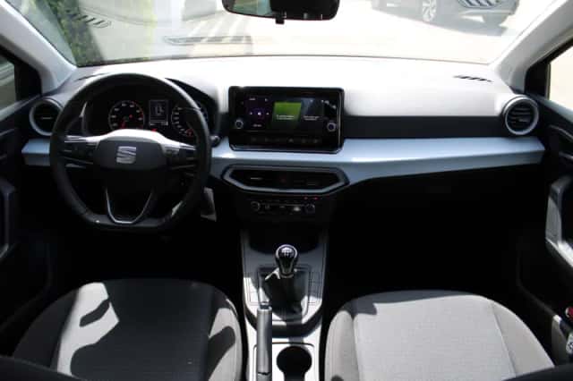 SEAT Ibiza (2023) thumbnail 4
