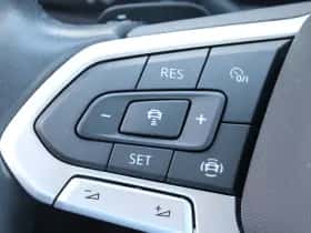 Volkswagen Tiguan (2022) thumbnail 21