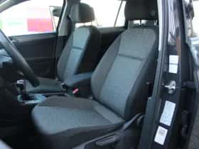 Volkswagen Tiguan (2022) thumbnail 5