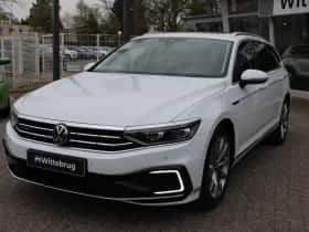 Volkswagen Passat (2022) thumbnail 17