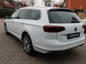 Volkswagen Passat (2022) thumbnail 18