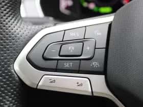 Volkswagen Passat (2022) thumbnail 21