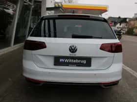 Volkswagen Passat (2022) thumbnail 29