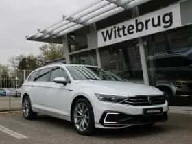 Volkswagen Passat (2022) thumbnail 7