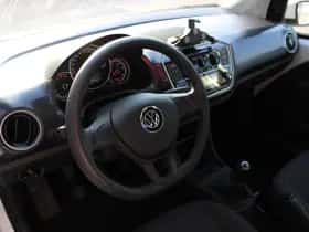 Volkswagen Up! (2023) thumbnail 21