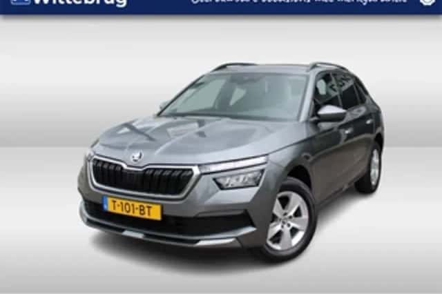 Škoda Kamiq (2023) thumbnail 1
