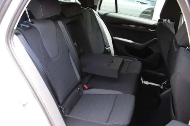 Škoda Octavia (2021) thumbnail 6