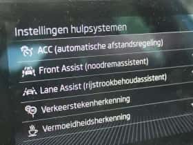 Škoda Kamiq (2023) thumbnail 16