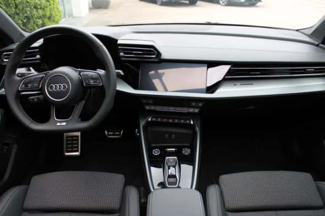 Audi A3 (2025) thumbnail 4
