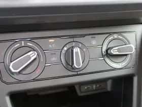 Volkswagen Polo (2023) thumbnail 12