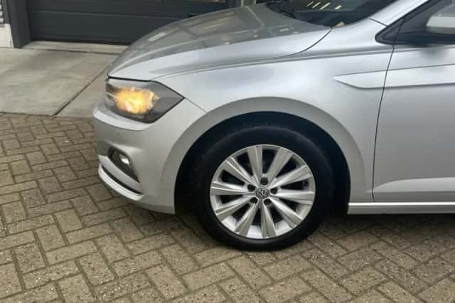Volkswagen Polo (2020) thumbnail 6