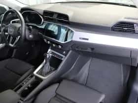 Audi Q3 (2022) thumbnail 24