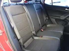Volkswagen T-Cross (2020) thumbnail 6