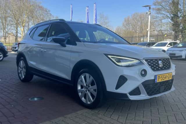 SEAT Arona (2022) thumbnail 6
