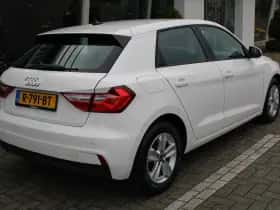 Audi A1 (2022) thumbnail 10