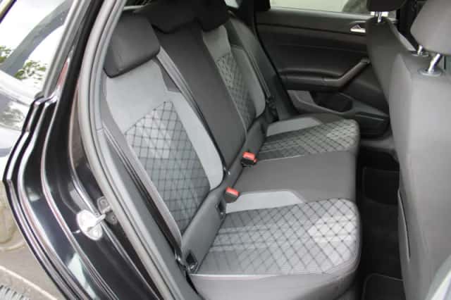 Volkswagen Polo (2022) thumbnail 6