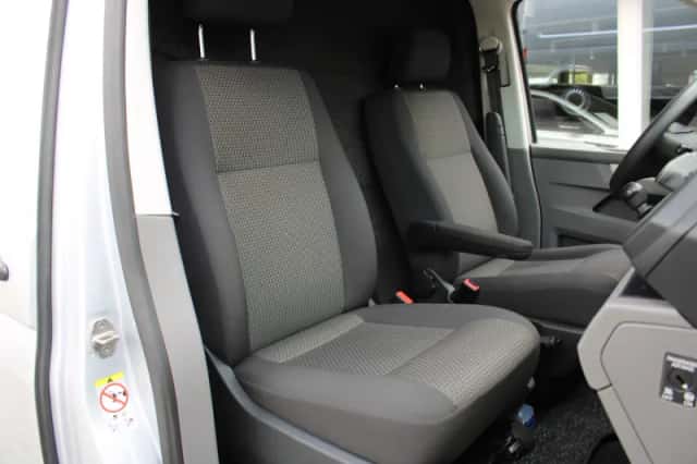 Volkswagen Transporter (2020) thumbnail 6