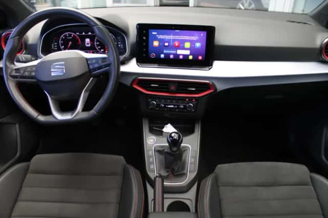 SEAT Ibiza (2023) thumbnail 4