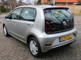Volkswagen Up! (2019) thumbnail 17