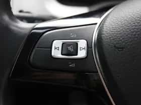 Volkswagen Up! (2019) thumbnail 21