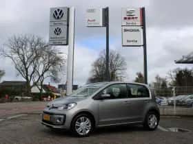 Volkswagen Up! (2019) thumbnail 23