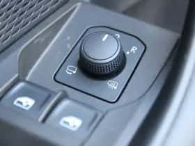 Škoda Octavia (2022) thumbnail 32