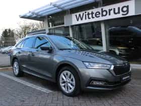 Škoda Octavia (2022) thumbnail 7