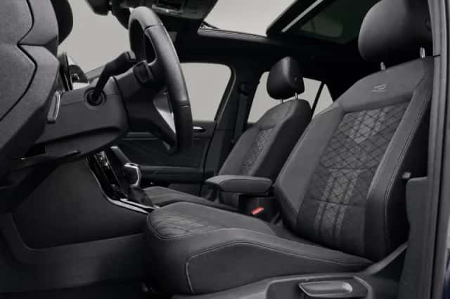 Volkswagen T-Roc (2025) thumbnail 6